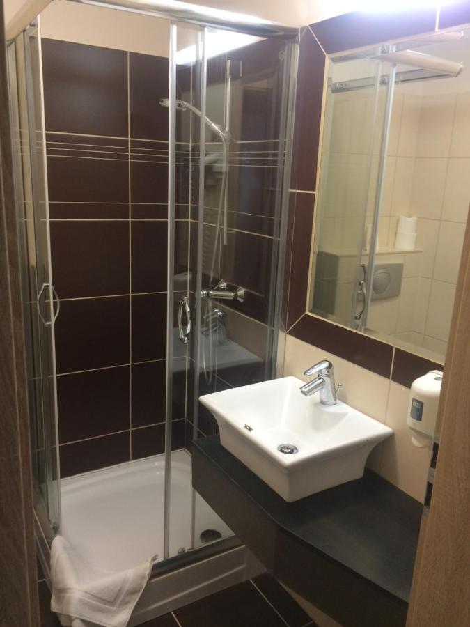 Bed and Breakfast Tulipan Panzio Komárom Zewnętrze zdjęcie